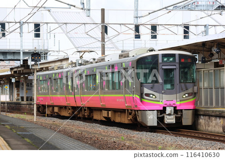 [Hapi Line Fukui] 521 series (Hapi Line Fukui Line: Tsuruga Station) 116410630