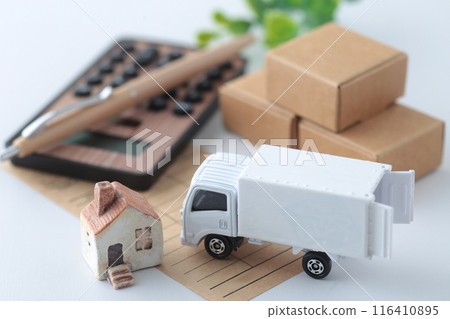 Moving costs and estimates Moving costs and estimates 116410895
