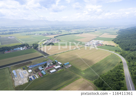 從滿流全景公園眺望北海道十勝平原(空拍) 從滿流全景公園眺望北海道十勝平原(空拍) 116411361