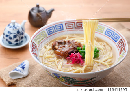 沖繩的靈魂食物Soki蕎麥麵(烤軟骨Soki蕎麥麵) 沖繩的靈魂食物Soki蕎麥麵(烤軟骨Soki蕎麥麵) 116411795