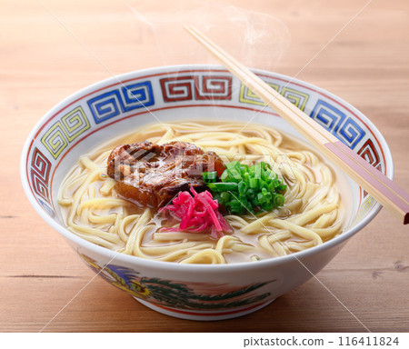 沖繩的靈魂食物Soki蕎麥麵（烤軟骨Soki蕎麥麵） 116411824