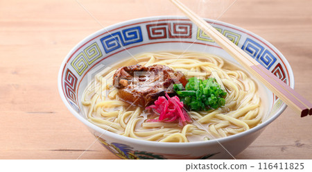 沖繩的靈魂食物Soki蕎麥麵（烤軟骨Soki蕎麥麵） 116411825