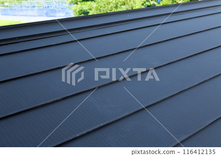 二手房屋黑色屋頂/鍍鋁鋅鋼材 二手房屋黑色屋頂/鍍鋁鋅鋼材 116412135