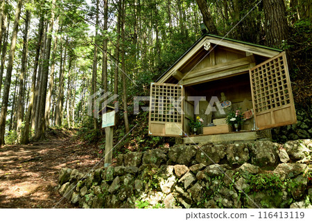 Yagura Kannondo [Totsukawa Village, Nara Prefecture] 116413119