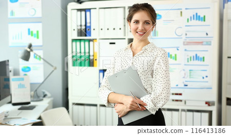 Adult caucasian fashion attractive businesswoman 116413186