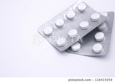 PTP 包裝的白色藥片 PTP 包裝的白色藥片 116415059