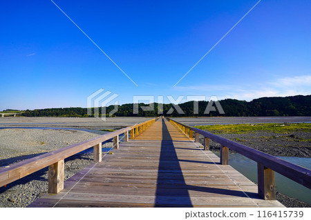 Shimada City, Shizuoka Prefecture: Japan's longest wooden pedestrian bridge, Horai Bridge Shimada City, Shizuoka Prefecture: Japan's longest wooden pedestrian bridge, Horai Bridge 116415739