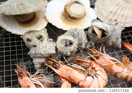 用木炭燒烤海鮮 116417288