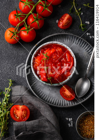Homemade tomato sauce with spice 116419914