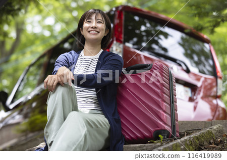 開車旅行的女人 116419989