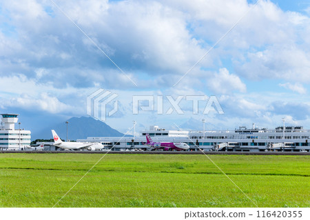 Kagoshima Airport and Sakurajima 116420355