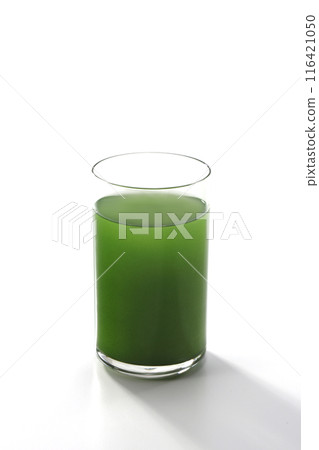 新鮮的綠汁 116421050