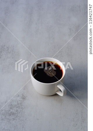 咖啡杯,附現煮芳香咖啡 咖啡杯,附現煮芳香咖啡 116421747