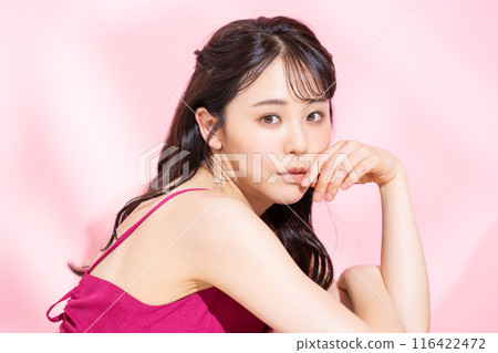 年輕女性的美麗 116422472