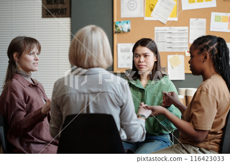 Female patients of psychologist 116423033