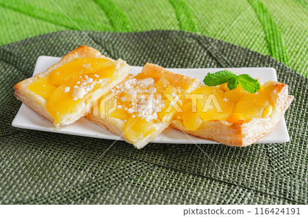 Streusel Apple Pie Streusel Apple Pie 116424191