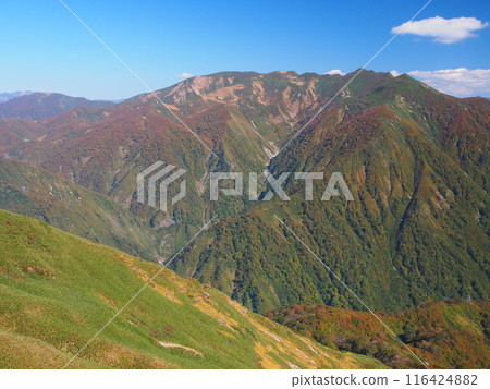 Mt. Asahi in autumn as seen from Mt. Tanigawa Mt. Asahi in autumn as seen from Mt. Tanigawa 116424882
