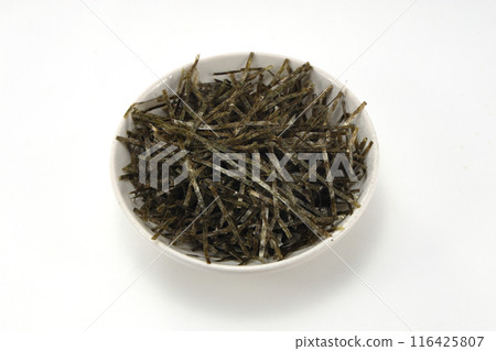 切碎的海藻 116425807