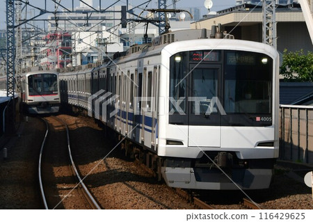 Tokyu 5050 series 4105F passing each other - enjoy! WEST Tokaido-Sanyo Shinkansen wrapping train Tokyu 5050 series 4105F passing each other - enjoy! WEST Tokaido-Sanyo Shinkansen wrapping train 116429625