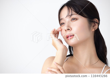 Beauty image: A woman doing skin care Beauty image: A woman doing skin care 116443266