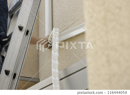 Installation work of air conditioner Installation work of air conditioner 116444059