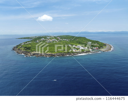 Aerial view of Xiao Liuqiu island in Taiwan 116444675