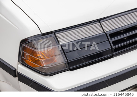 Headlight of the old car 116446846