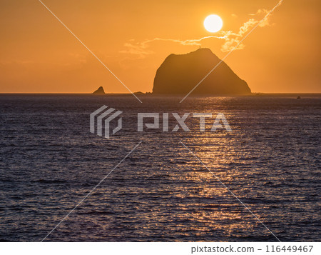 基隆外木山海岸的基隆嶼日出 116449467