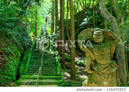 大分縣國東市夏季文殊山寺仁王像 116455855