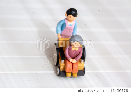 Handmade Paper Clay Dolls Nursing Care 116456778