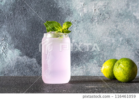 Lavender Gin Coctail Lavender Gin Coctail 116461059