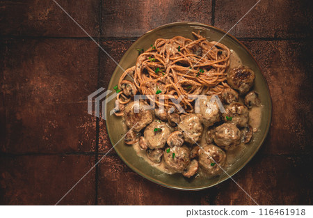 Spaghetti with meatballs and mushrooms, in cream sauce, homemade, no people, 116461918