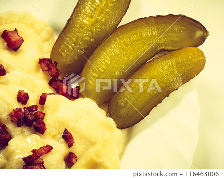 Dumplings with meat bacon scratchings. 116463006