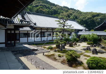 Koshoji Temple: View of the kuri from the main hall, Uji, Kyoto Prefecture Koshoji Temple: View of the kuri from the main hall, Uji, Kyoto Prefecture 116464822