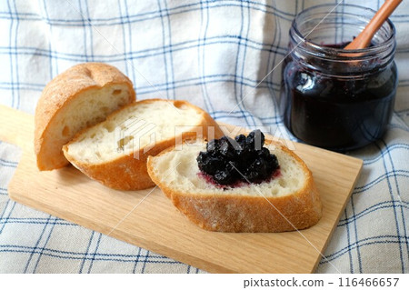 Baguette with blue perry jam 116466657