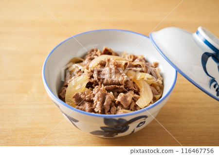 beef bowl  116467756