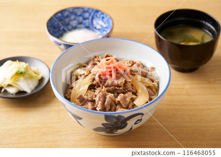 beef bowl beef bowl 116468055