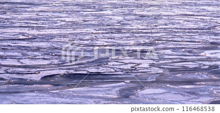 Hokkaido Abashiri Bay frozen 116468538
