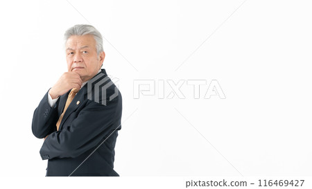 商業資深男律師 116469427