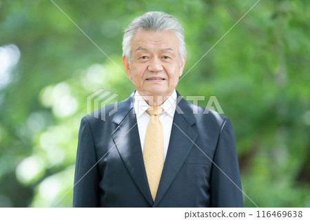 高級男性肖像新鮮綠色 116469638