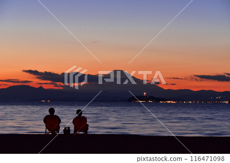 Dusk of the Zushi Coast 116471098