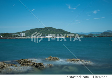 View of Mt. Nagusa from the Wakawakaura Promenade [Wakayama City, Wakayama Prefecture] View of Mt. Nagusa from the Wakaura Promenade [Wakayama City, Wakayama Prefecture] 116473440