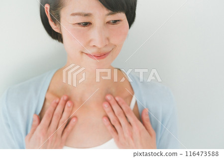 female, lady, woman 116473588