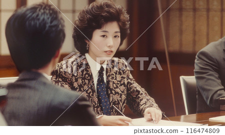 Showa-style business woman having a meeting 116474809
