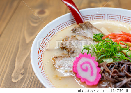 豚骨拉麵拼盤袋裝面 豚骨拉麵拼盤袋裝面 116475646