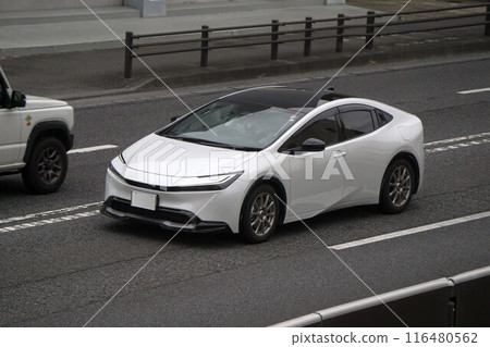 轎車 PHEV 公路駕駛 116480562