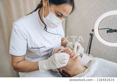 Clinical Aesthetics in Action: The focus and precision of cosmetic treatments Clinical Aesthetics in Action: The focus and precision of cosmetic treatments 116481619