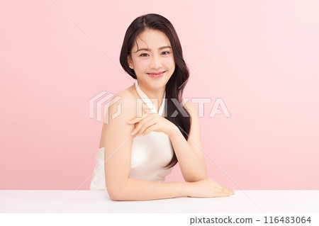 Beautiful young asian woman with clean fresh skin on pink background, Face care, Facial treatment, Cosmetology, beauty and spa, Asian women portrait. 116483064