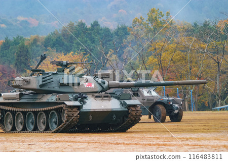 日本陸上自衛隊74式戰車參加訓練展 116483811
