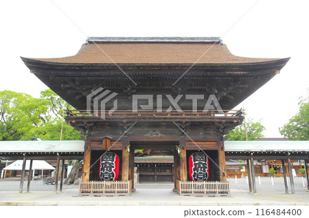 Owari Okunitama Shrine, Kokumiya Shrine, Tower Gate / Kokumiya 1-chome, Inazawa City, Aichi Prefecture 116484400